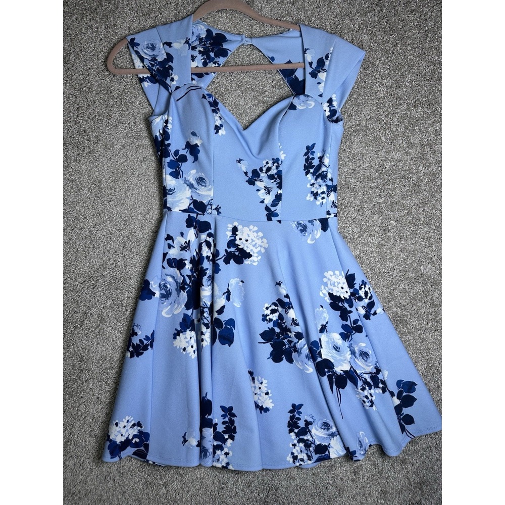B Darlin Blue Floral Fit Flare Dress Size 0 Open Back‎ Skater Prom
